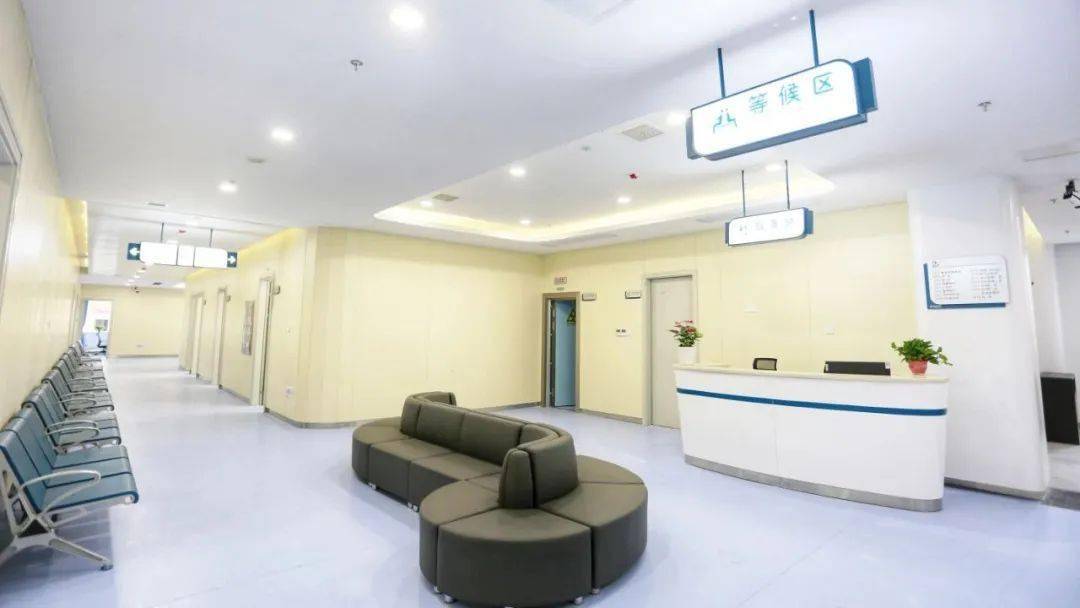 斥資5000萬(wàn)元,寧鄉(xiāng)市健康管理中心正式投入使用!